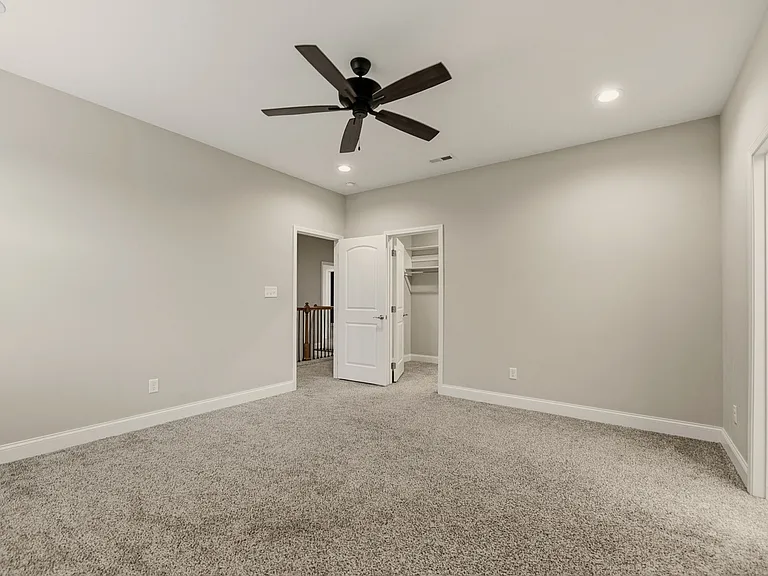 9924 Winding Hill Ln — Photo 45