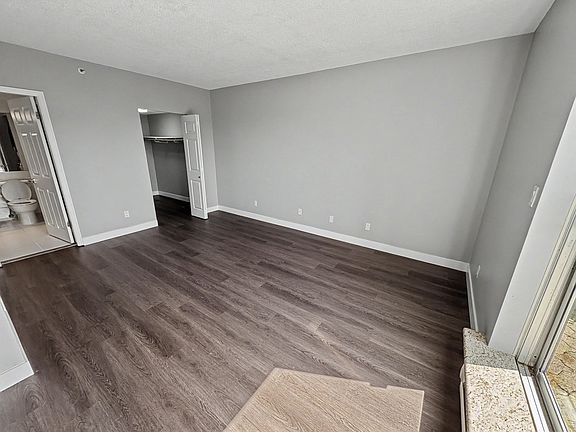 5th image of 5733 Cambie St #1543068