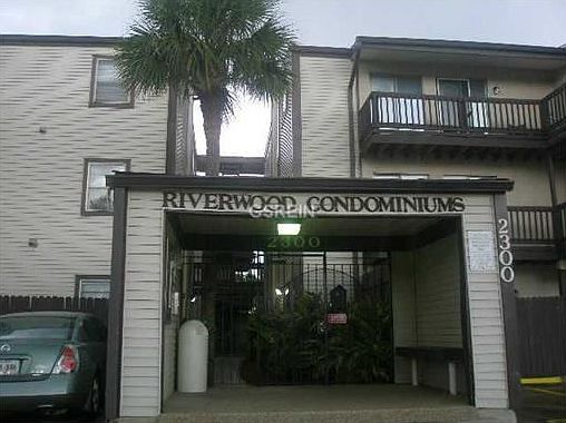 1st image of 2301 Edenborn Ave