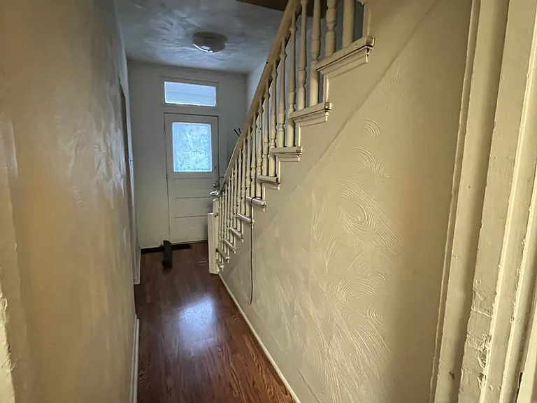 205 E Lamb St #207 — Photo 3