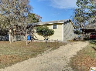 382 Cherokee Dr, Bandera, TX 78003