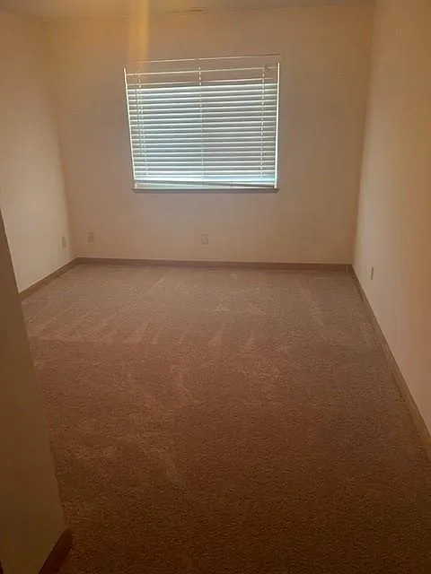 3008 Gera Dr — Photo 2