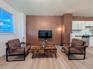 2353 Los Angeles Ave, Pittsburgh, PA 15216