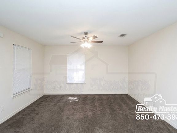4th image of 4121 Woodfin Cir