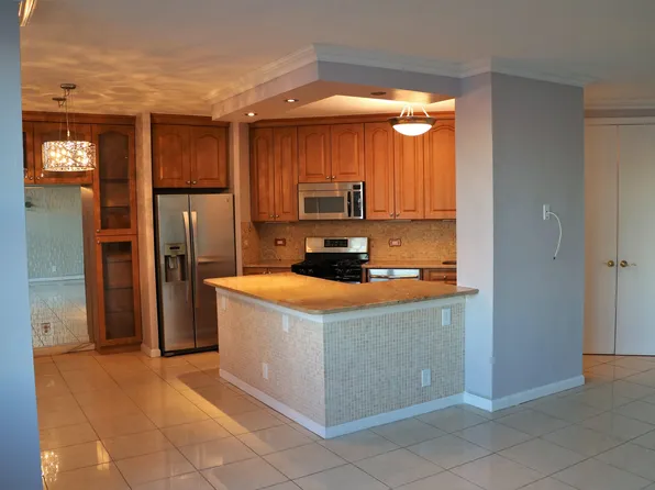 7000 Blvd East image 13 of 39