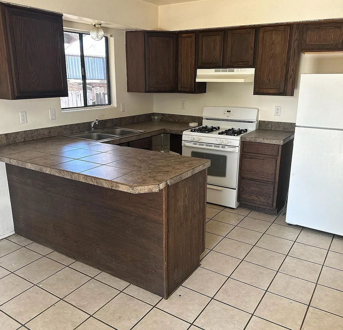 2855 N Sparkman Blvd — Photo 4