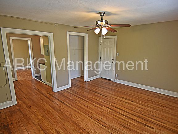 4th image of 3734 Warwick Blvd APT 101