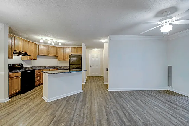Walden Legacy Apartment Homes — Photo 39