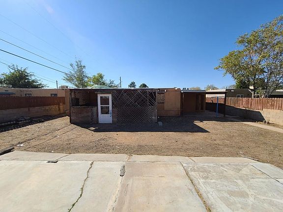 2nd image of 2334 Valencia Dr NE
