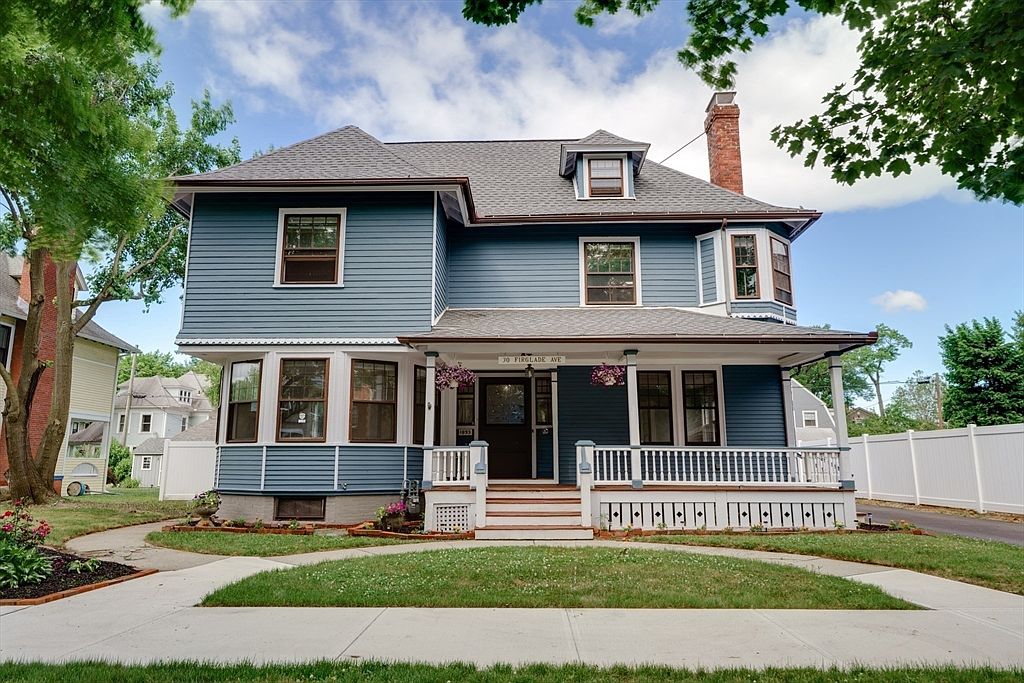 Primary listing photo