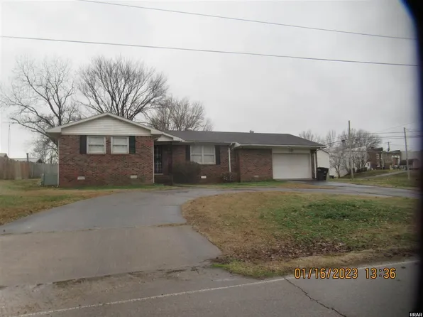 111 E Bright St, Troy, TN 38260