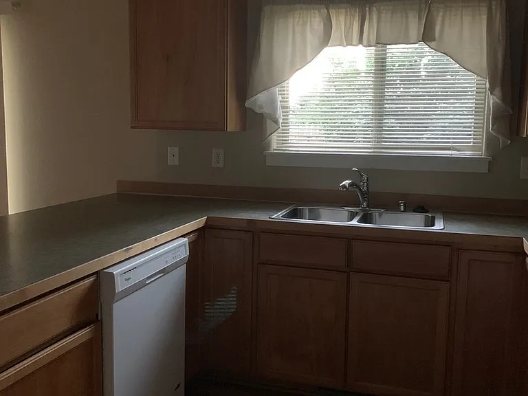 2729 Allison Ct — Photo 11