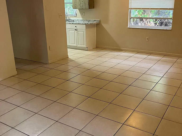 7025 Hibiscus Ave S #3 — Photo 10