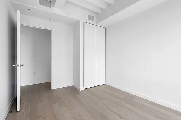 Rented by Kin | media 27