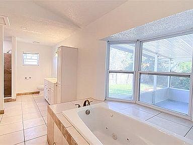 4th image of 3133 Branchville Dr