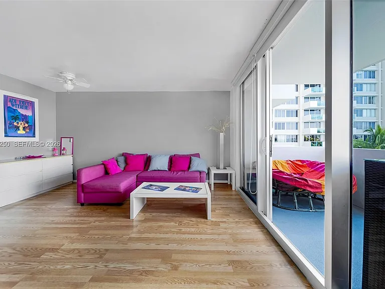 1200 West Ave #327 — Photo 6