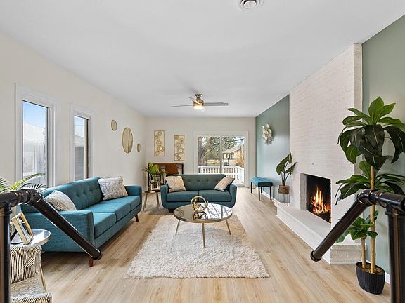 2nd image of 1401 Meadowbrook BOULEVARD