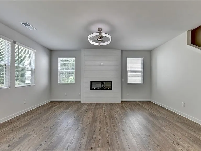 5165 Union Heights Way — Photo 5