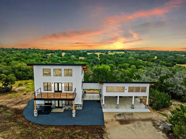 337 Colt Valley Rd, Fredericksburg, TX 78624