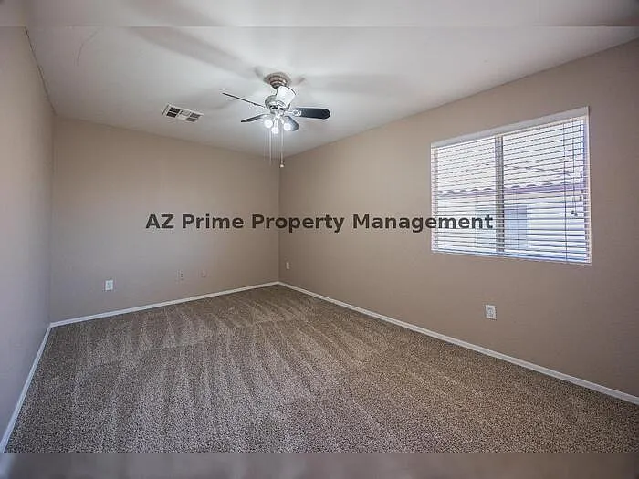 670 E Mariposa Pl — Photo 17