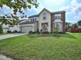 1352 Great Hunter Dr, Grove City, OH 43123