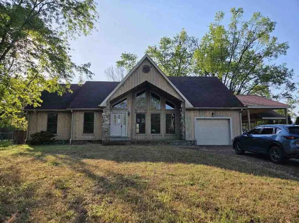 1300 Rivermont Dr, Gallatin, TN 37066