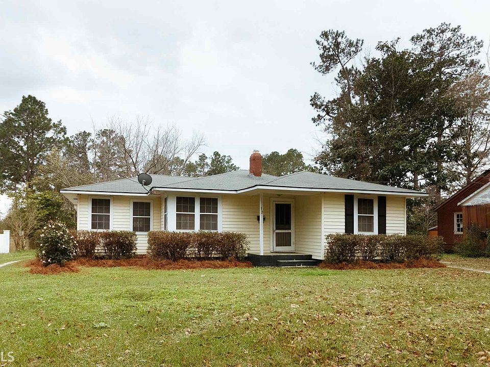 1st image of 52 Brannen St
