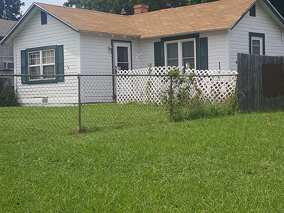 2nd image of 509 SW 47th St