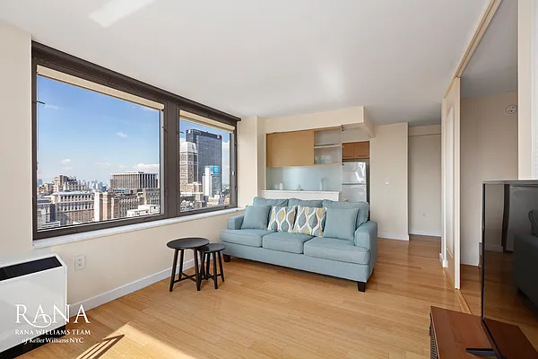 Rented by Keller Williams NYC | media 2