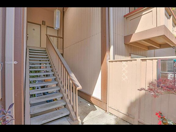 4th image of 120 Saratoga Ave APT 105