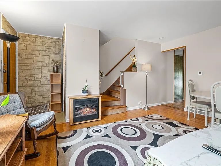4836 Kirk St #B — Photo 4