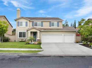 1046 Stratton Dr, Vista, CA 92083