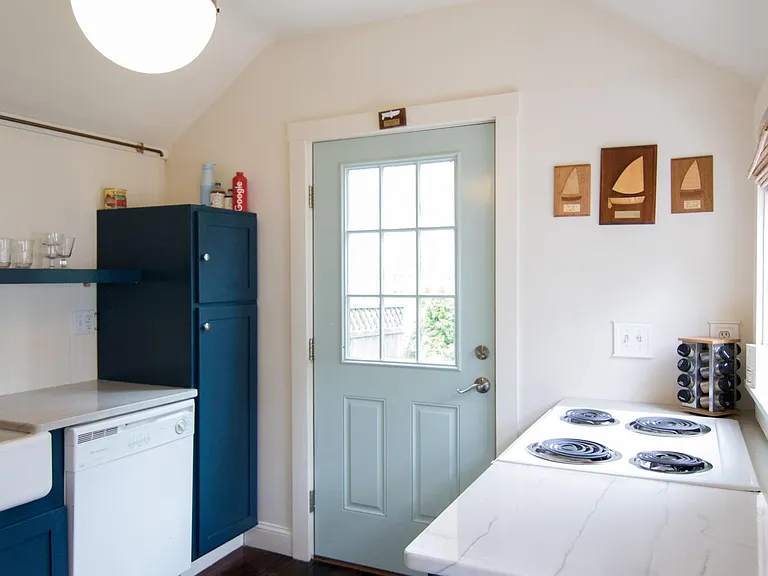 11 Milburn Ct — Photo 8