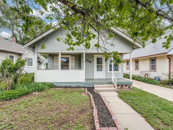 608 W 3rd Ave, El Dorado, KS 67042