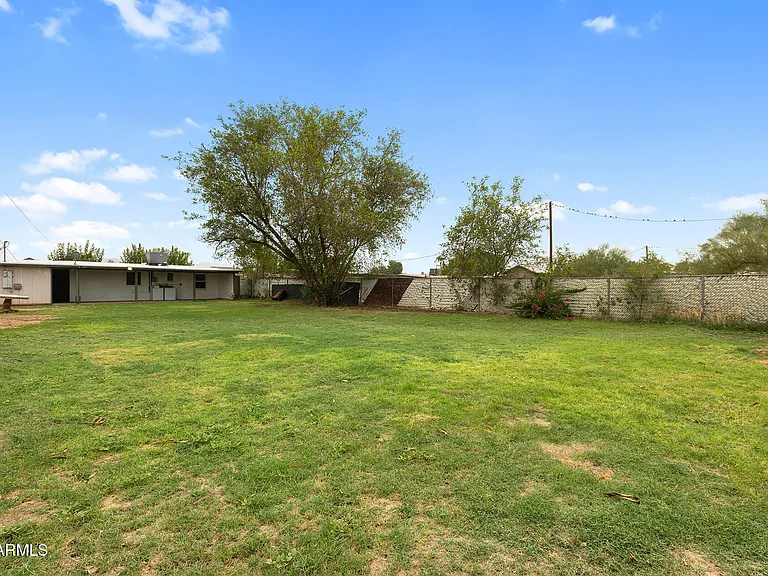1620 W Roeser Rd — Photo 39