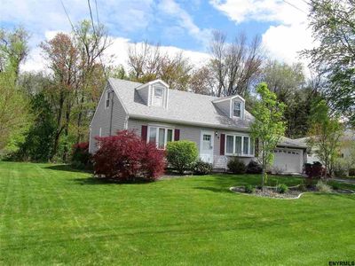 9 Midway Dr, Albany, NY, 12205