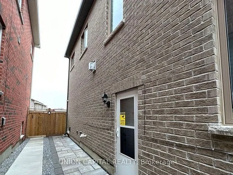 41 Manila Ave — Photo 4