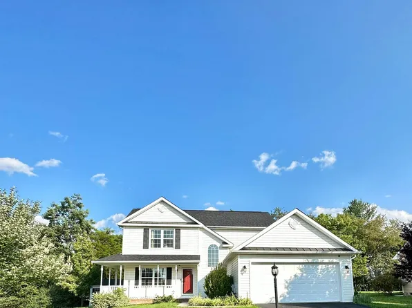 96 Tocoma Ct, Inwood, WV 25428