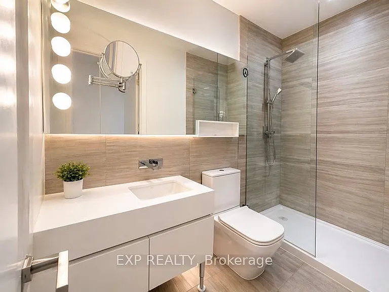 45 Charles St E #5109 — Photo 5
