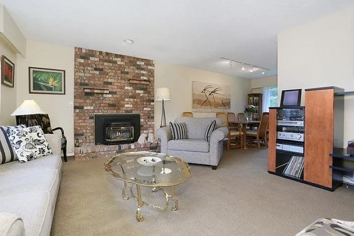 4 bed, 1914 sqft, $4,000 — Photo 3