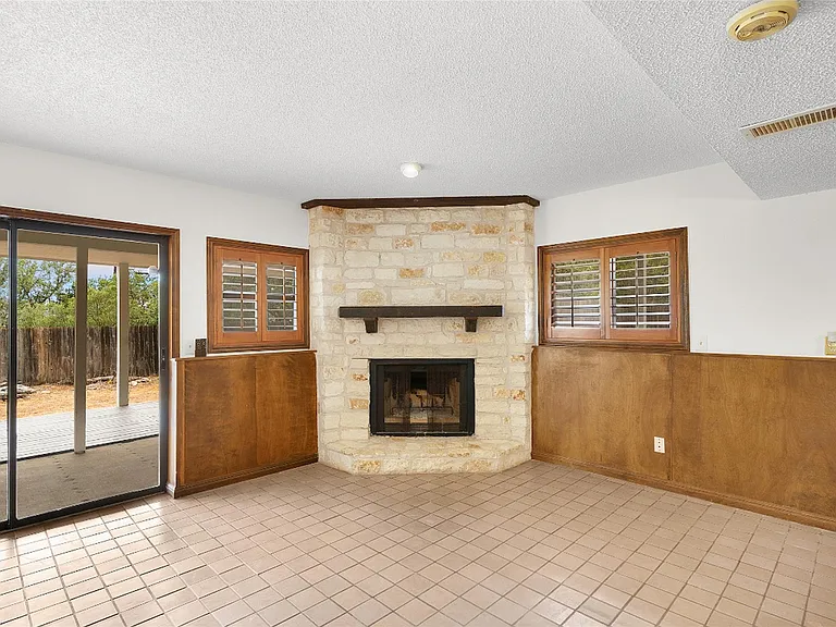 21205 National Dr — Photo 23