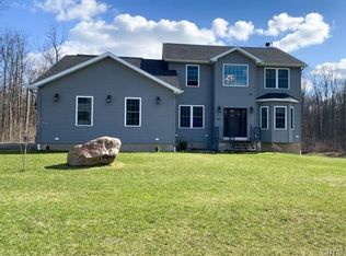 8151 Speach Dr, Baldwinsville, NY 13027