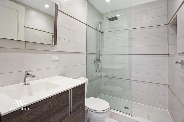 Rented by Warburg | media 17