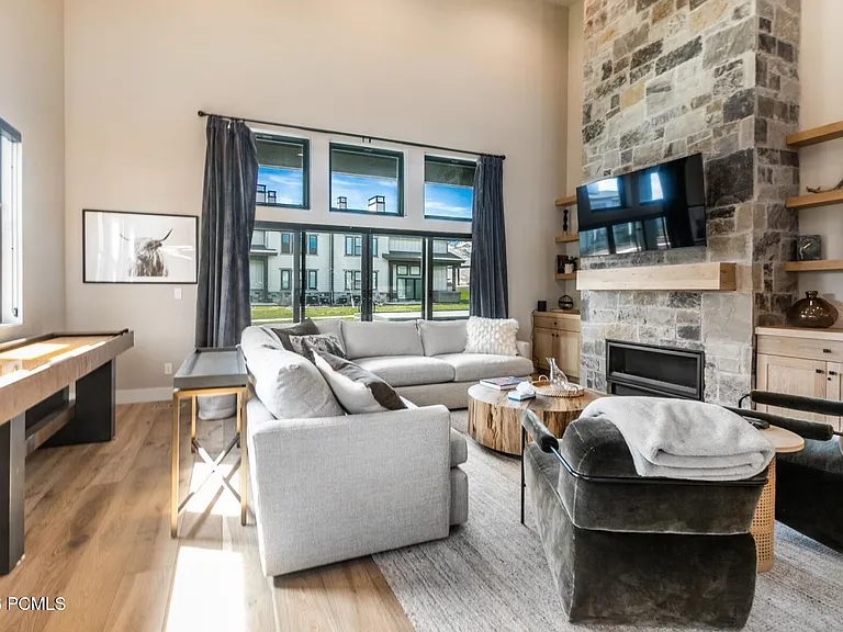 969 W Eland Cir #87 — Photo 8