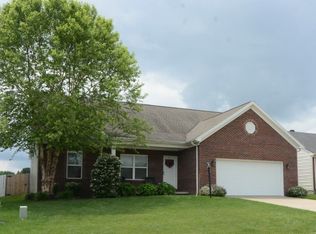 4401 Peregrine Dr, Evansville, IN 47725