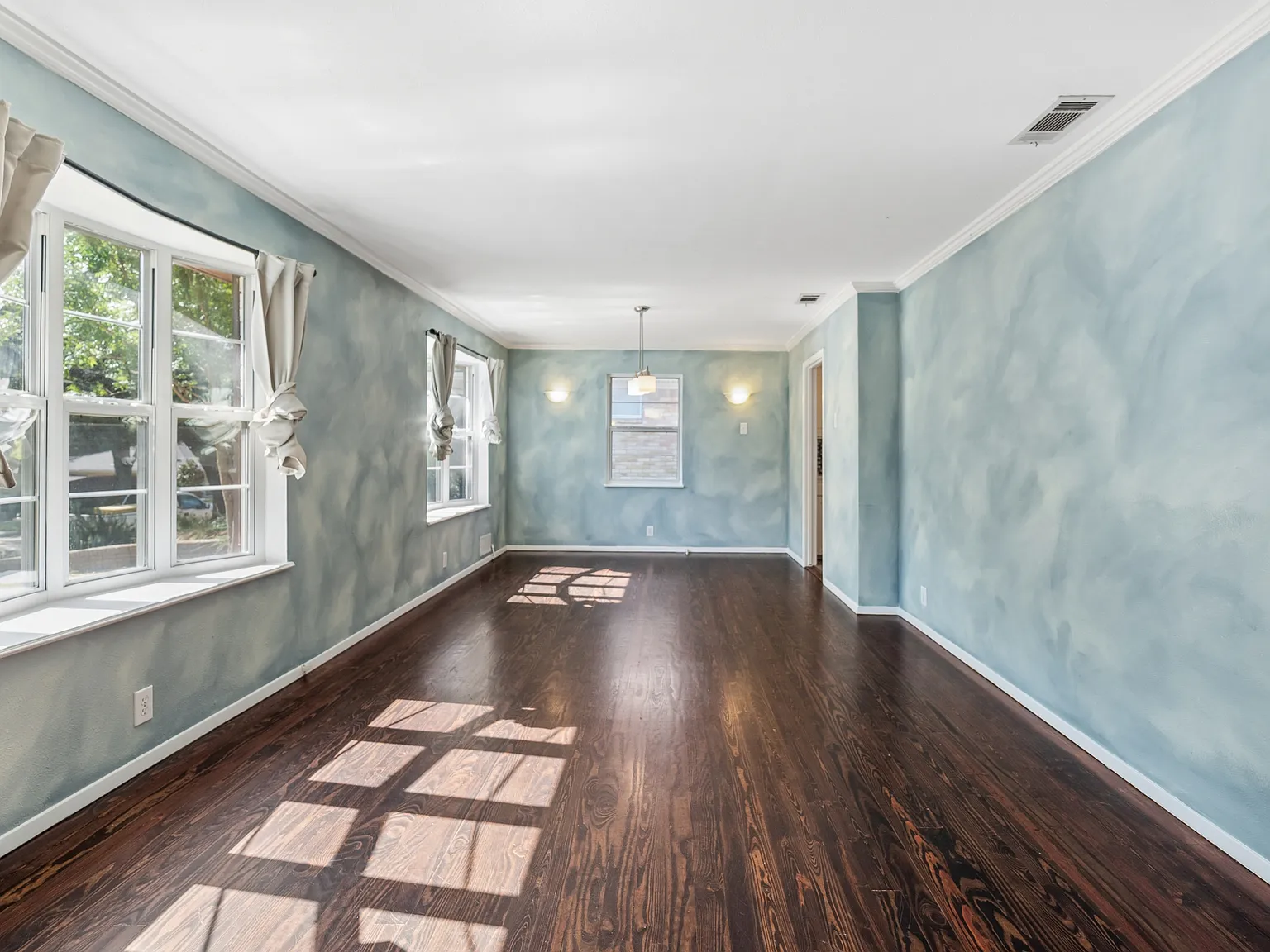 5929 Canterview Drive — Photo 3