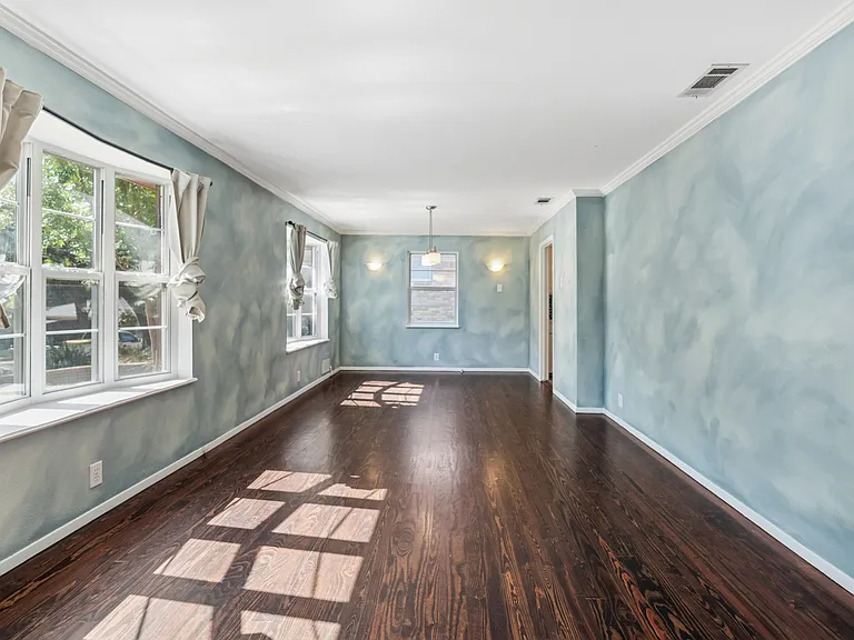 5929 Canterview Dr — Photo 3