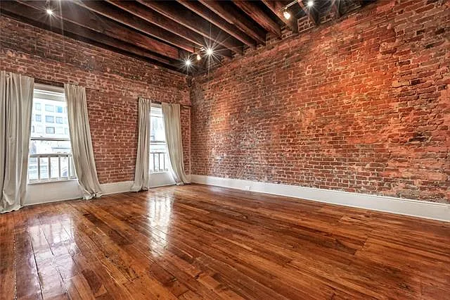 137 Carondelet St #404 — Photo 2