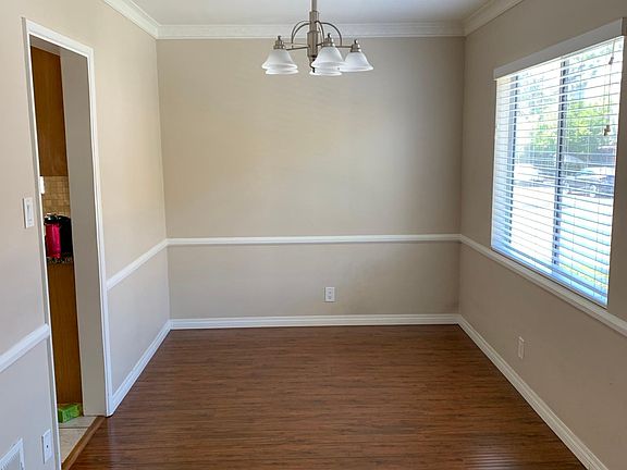 4th image of 8260 Willoughby Ave