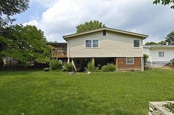 3rd image of 10524 Roscommon Dr